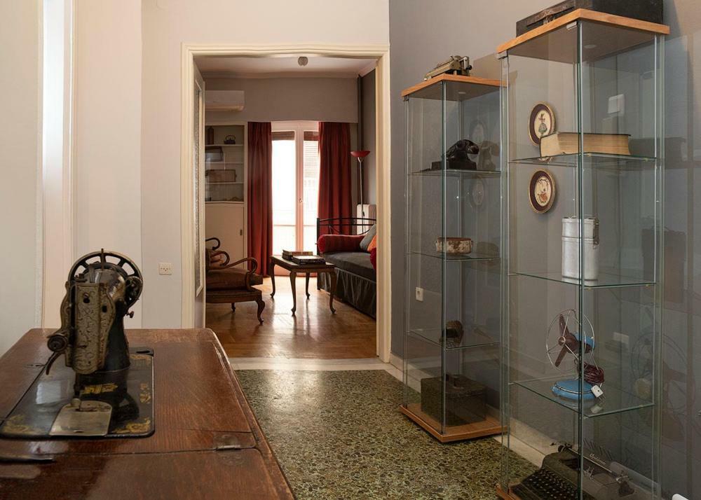 Vintage Apartment Next To Acropolis Museum Атина Екстериор снимка